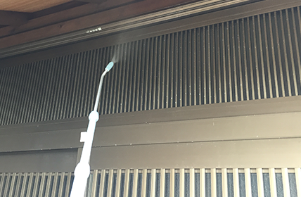技能者による噴射作業